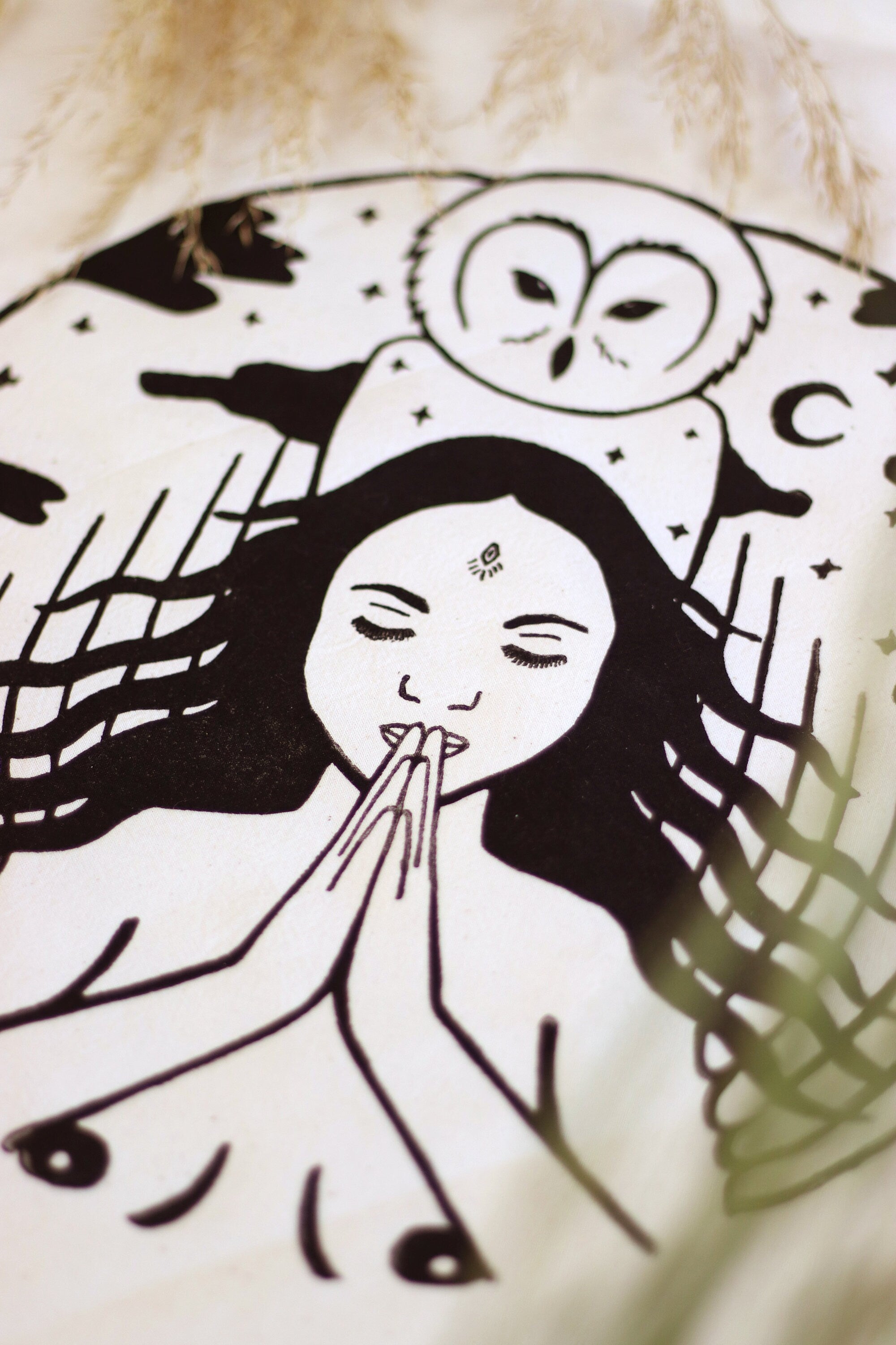 Die betende Göttin Wandbehang - art.from.ilkas.heart