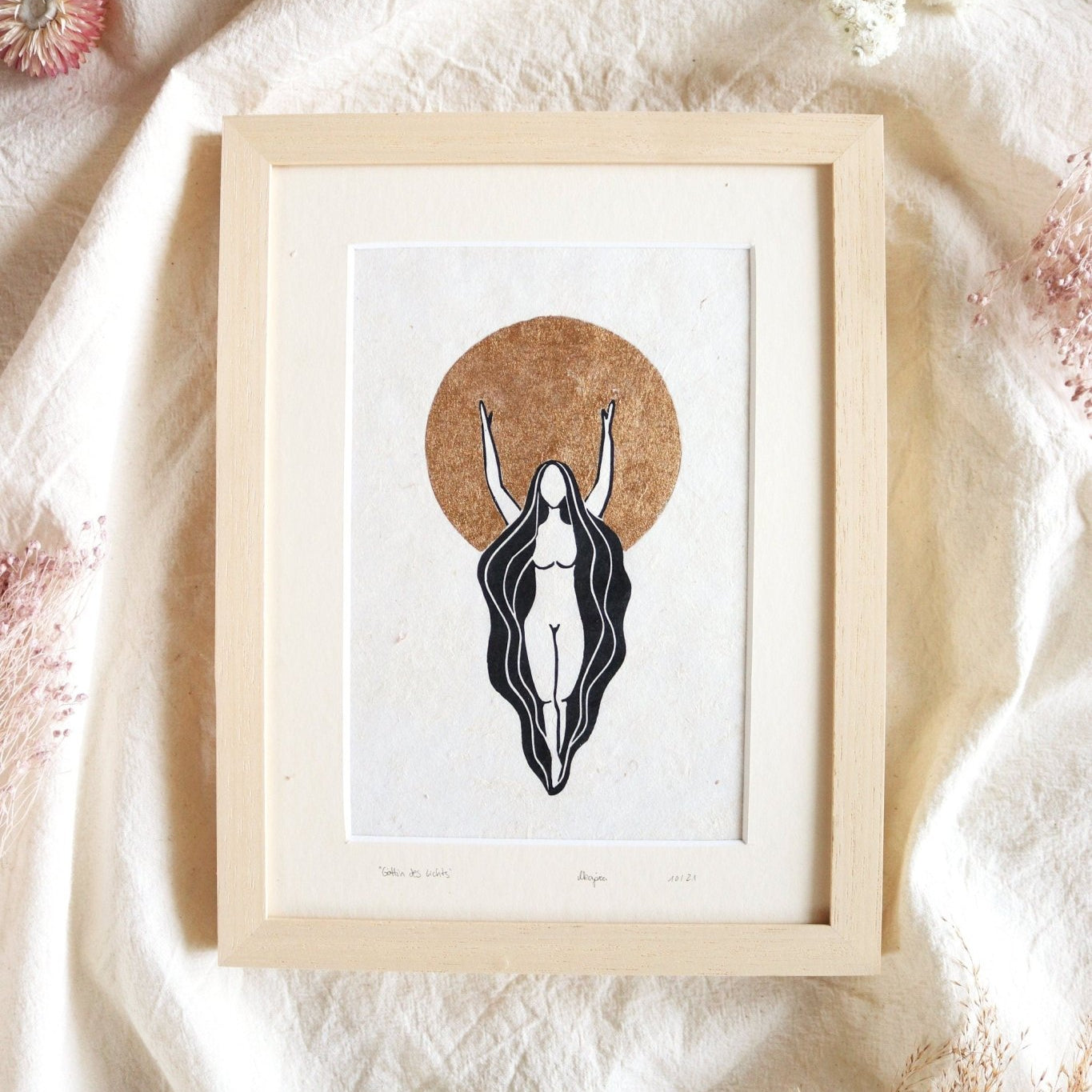 Rahmen & Passepartout für die leuchtende Göttin - art.from.ilkas.heart