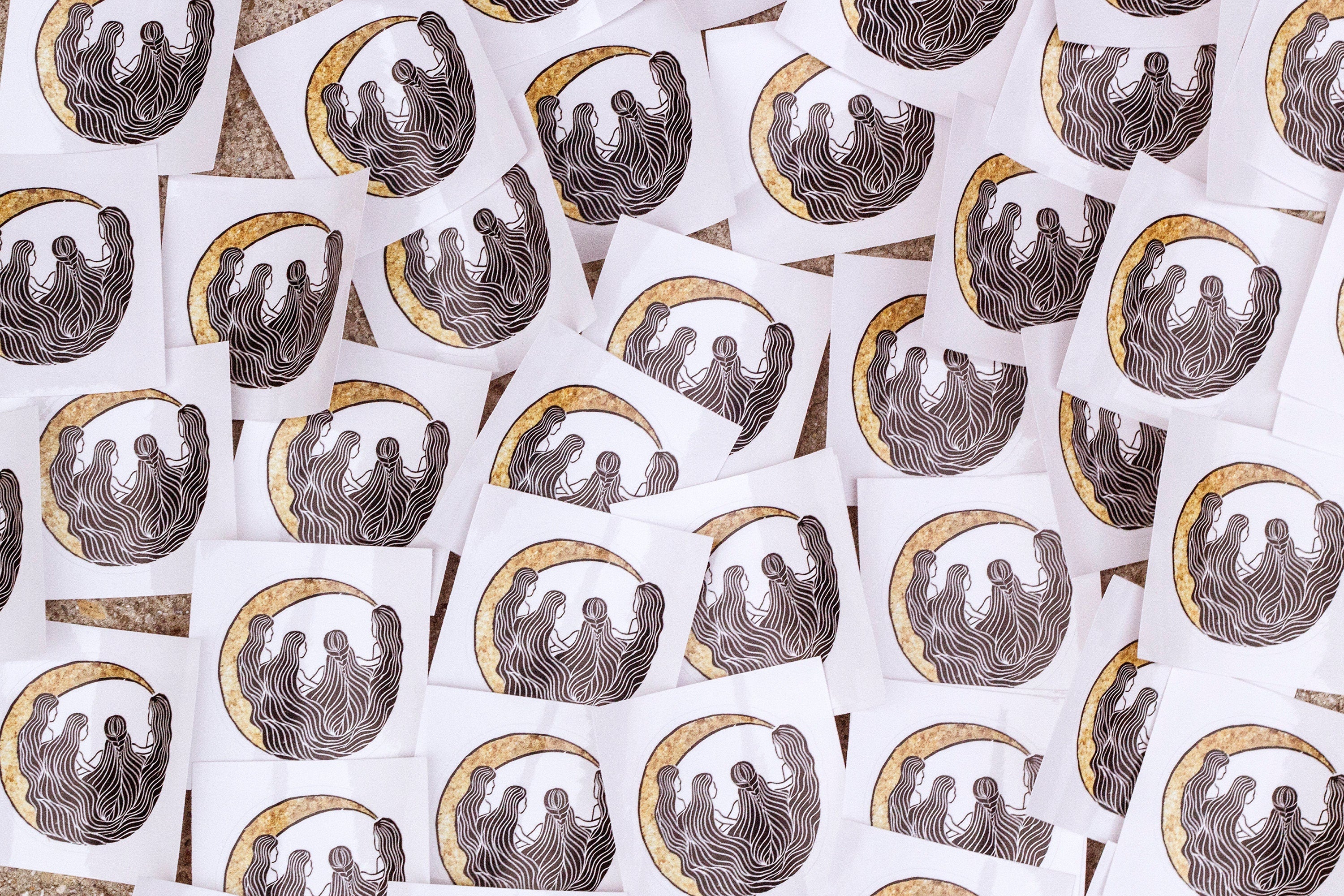 Die singenden Mondfrauen Aufkleber - art.from.ilkas.heart