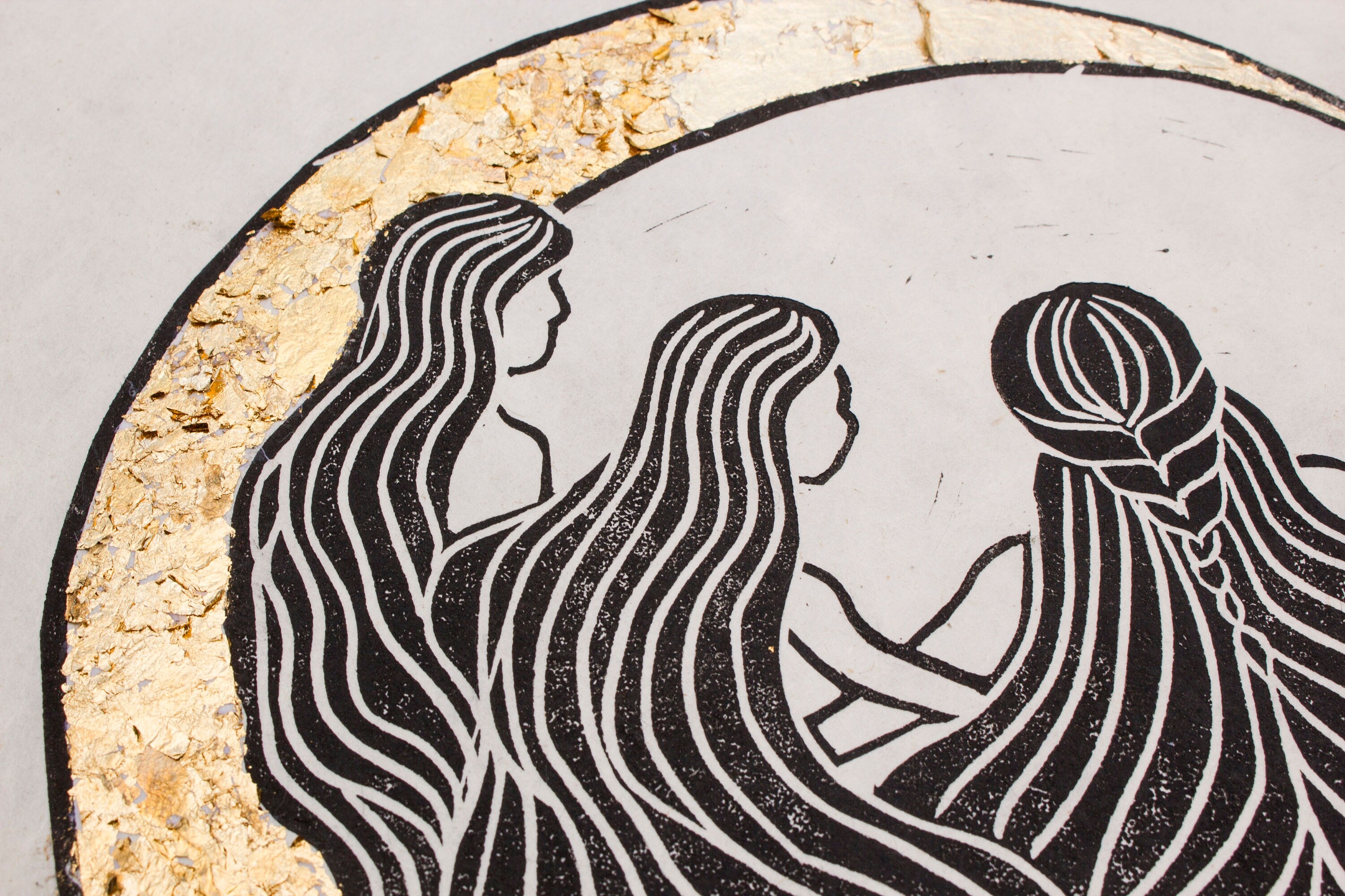 Die singenden Mondfrauen Linoldruck - art.from.ilkas.heart