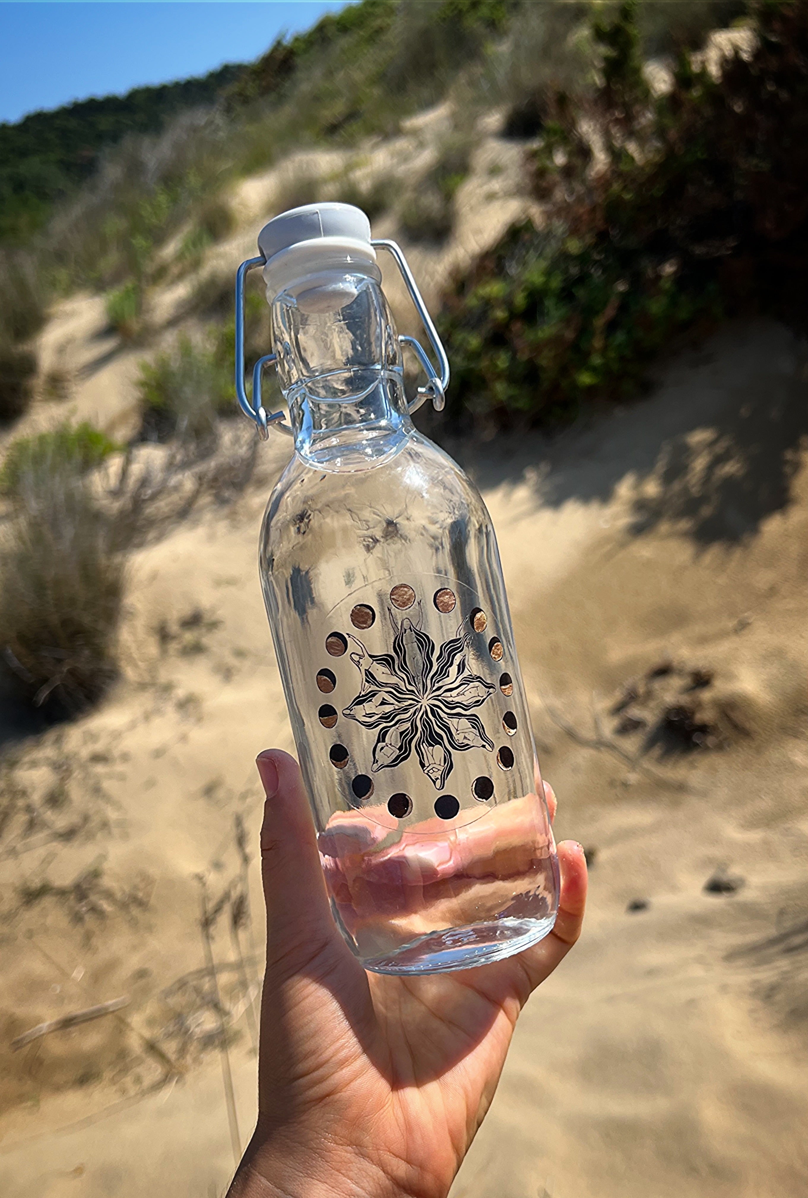 Die Quellflasche - Trinkflasche auf Glas - art.from.ilkas.heart