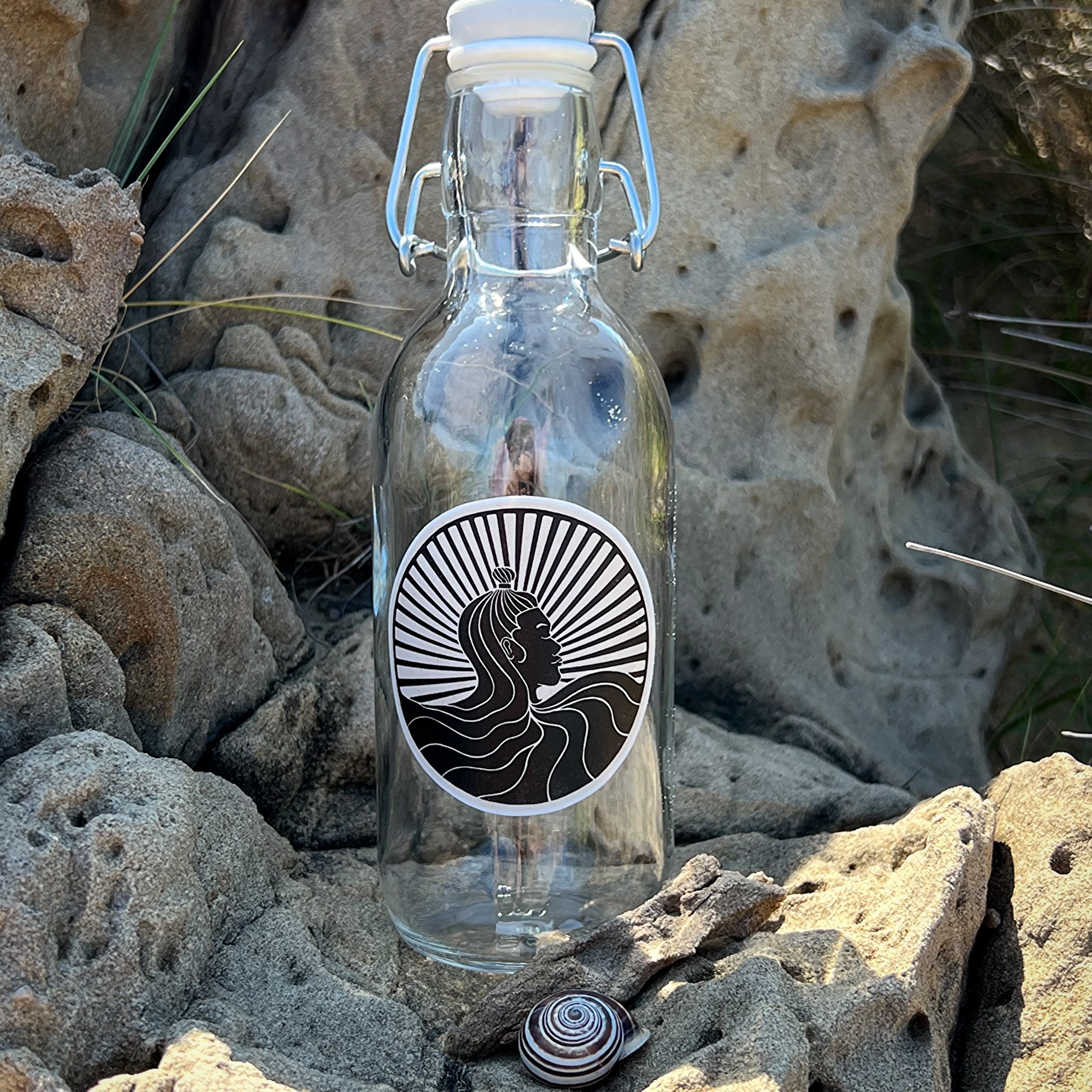 Die Quellflasche - Trinkflasche auf Glas - art.from.ilkas.heart