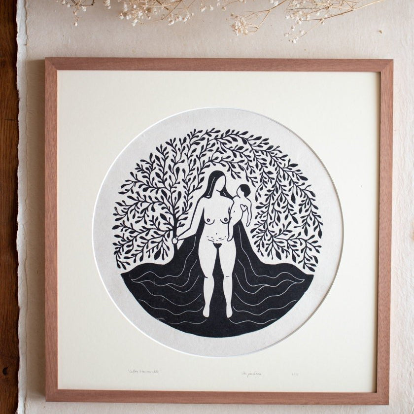 Rahmen & Passepartout für The Goddess and her inner child - art.from.ilkas.heart