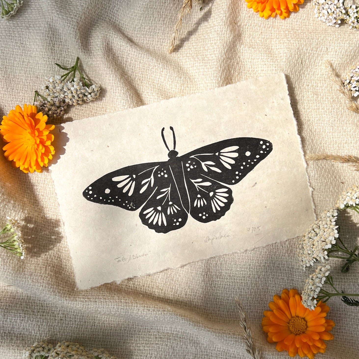 Falter & Blumen Linoldruck - art.from.ilkas.heart