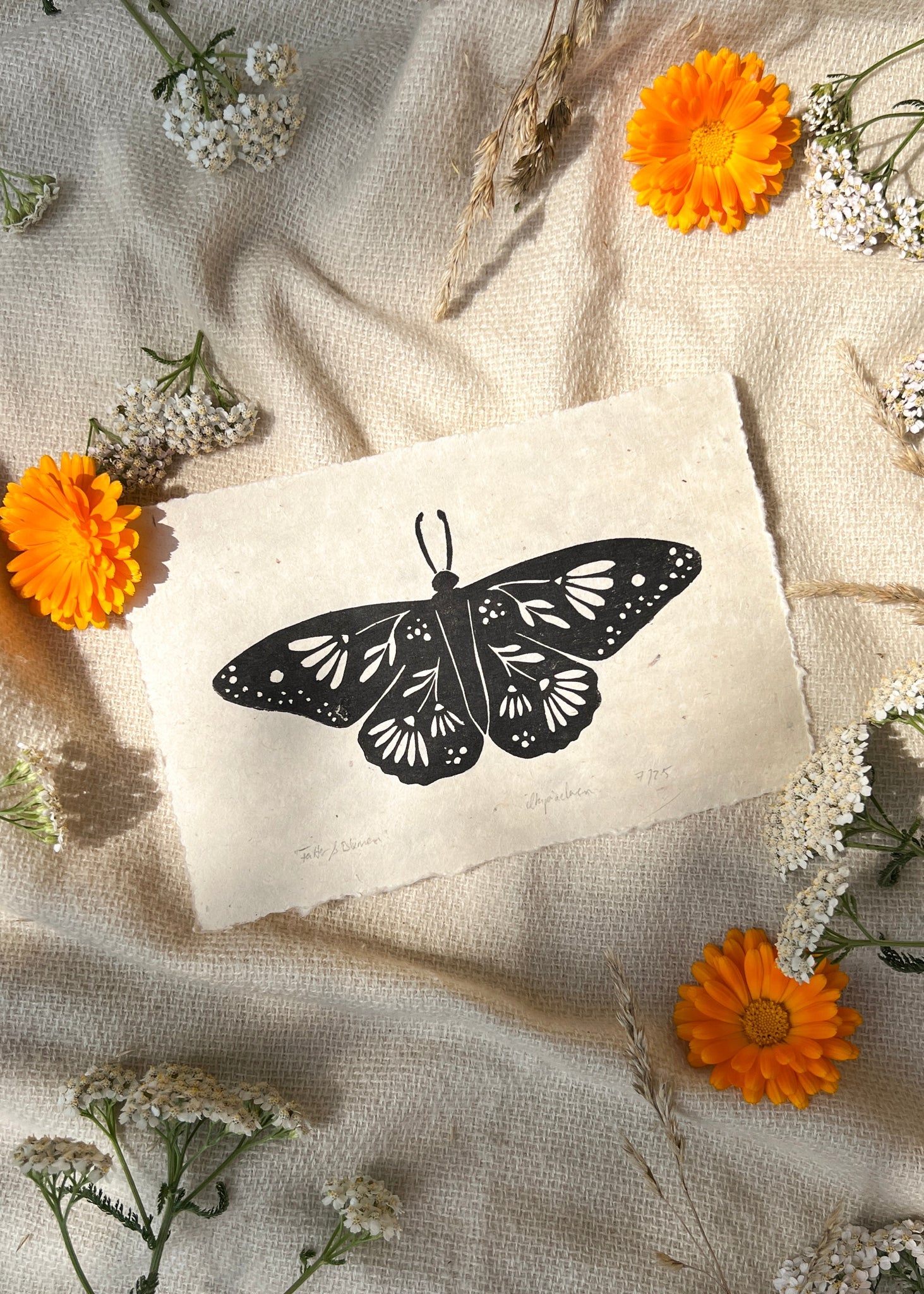 Falter & Blumen Linoldruck - art.from.ilkas.heart