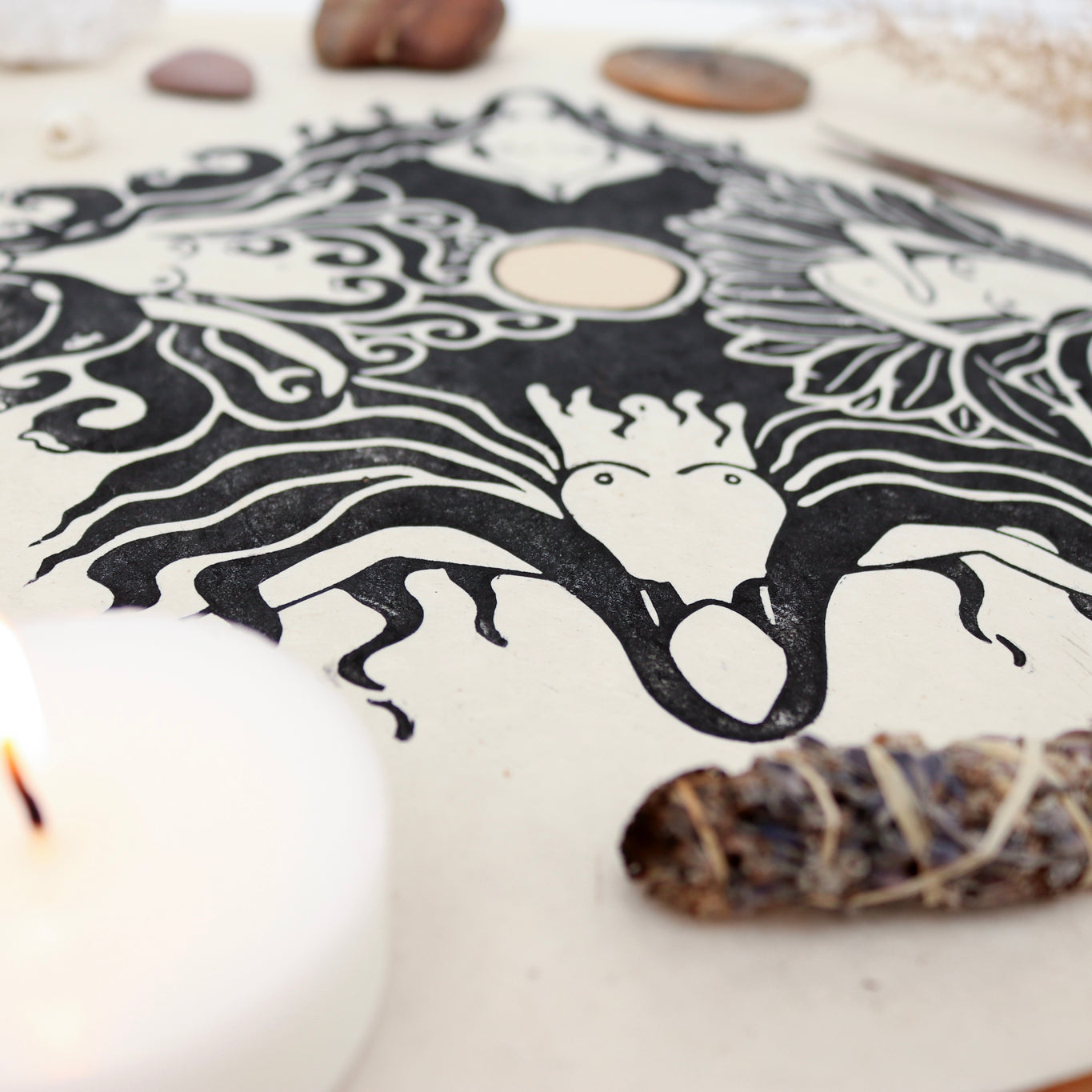 Motherland Linoldruck auf Papier - art.from.ilkas.heart