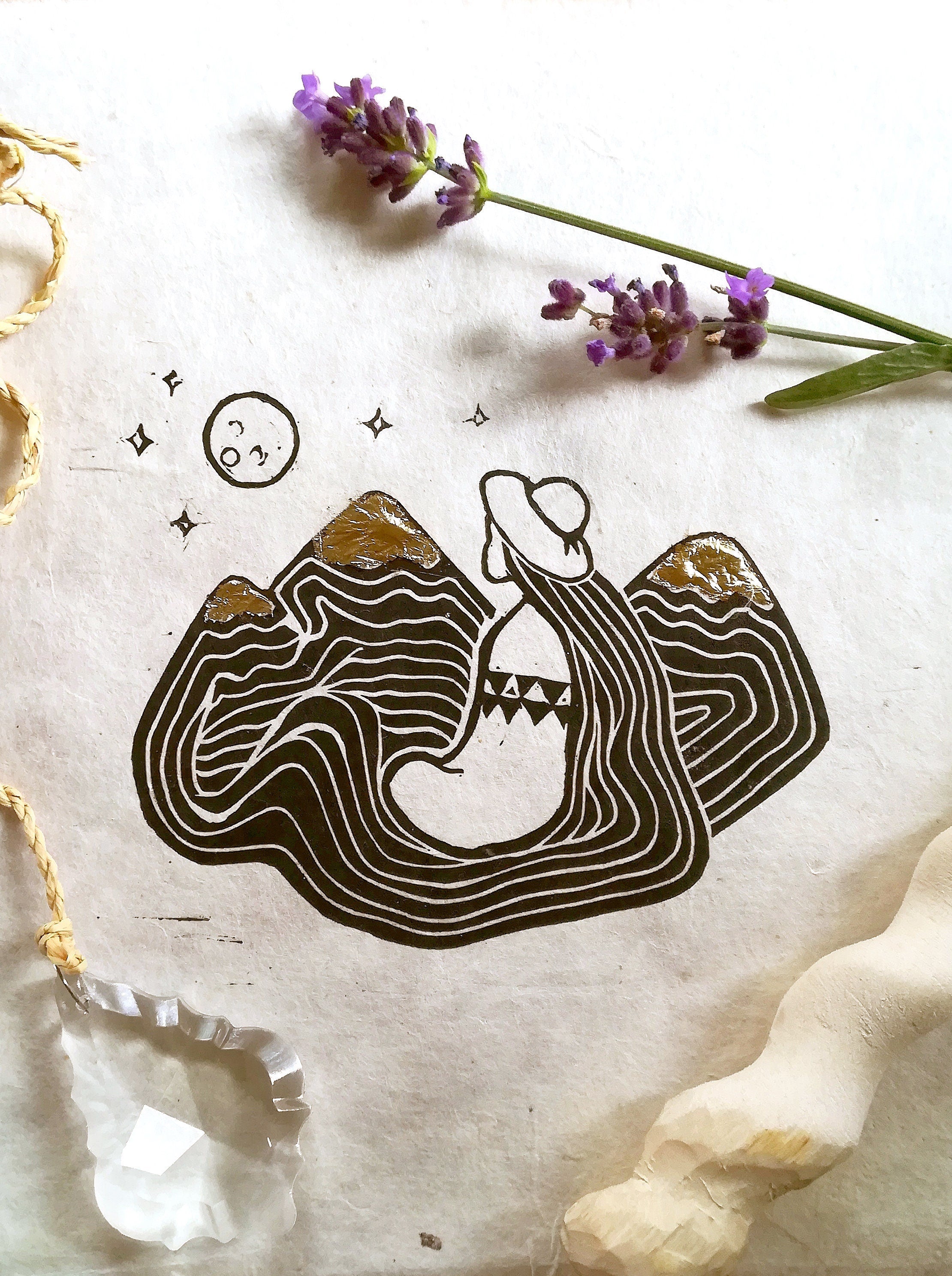 Mutter der Berge Linoldruck - art.from.ilkas.heart