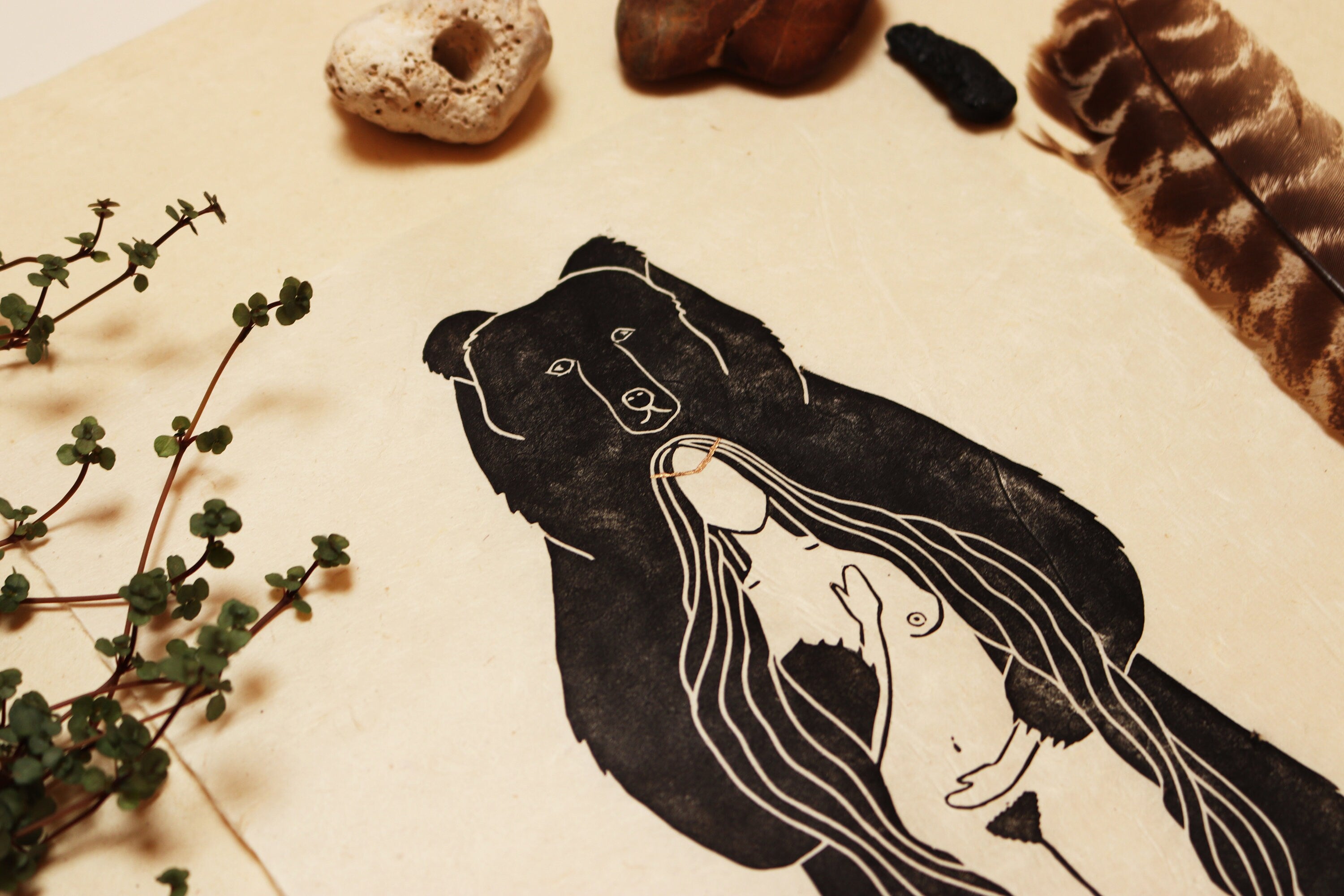 Bärengöttin Linoldruck - art.from.ilkas.heart