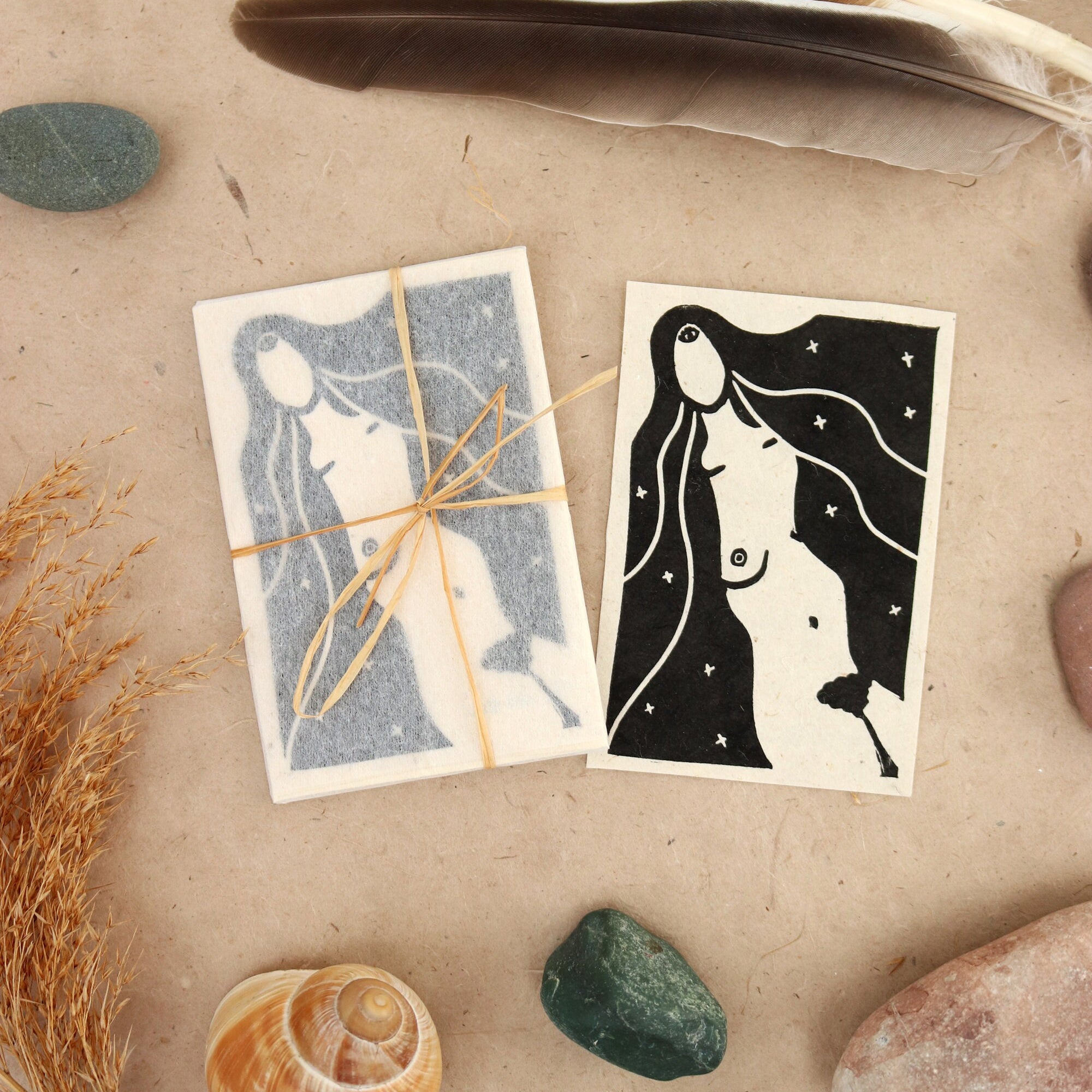 She who sees Mini Linoldruck - art.from.ilkas.heart