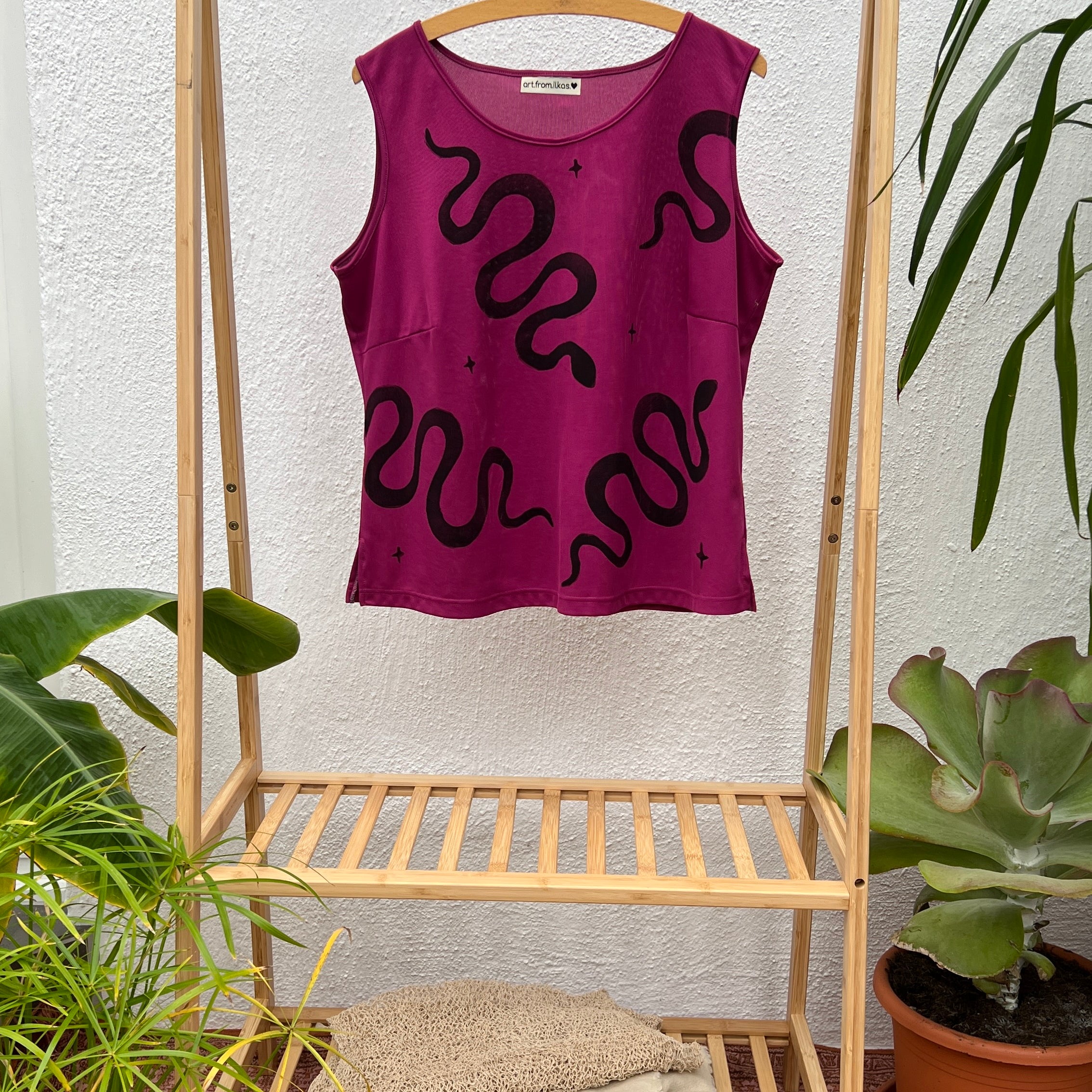 Snake Spirit Top Berry - art.from.ilkas.heart