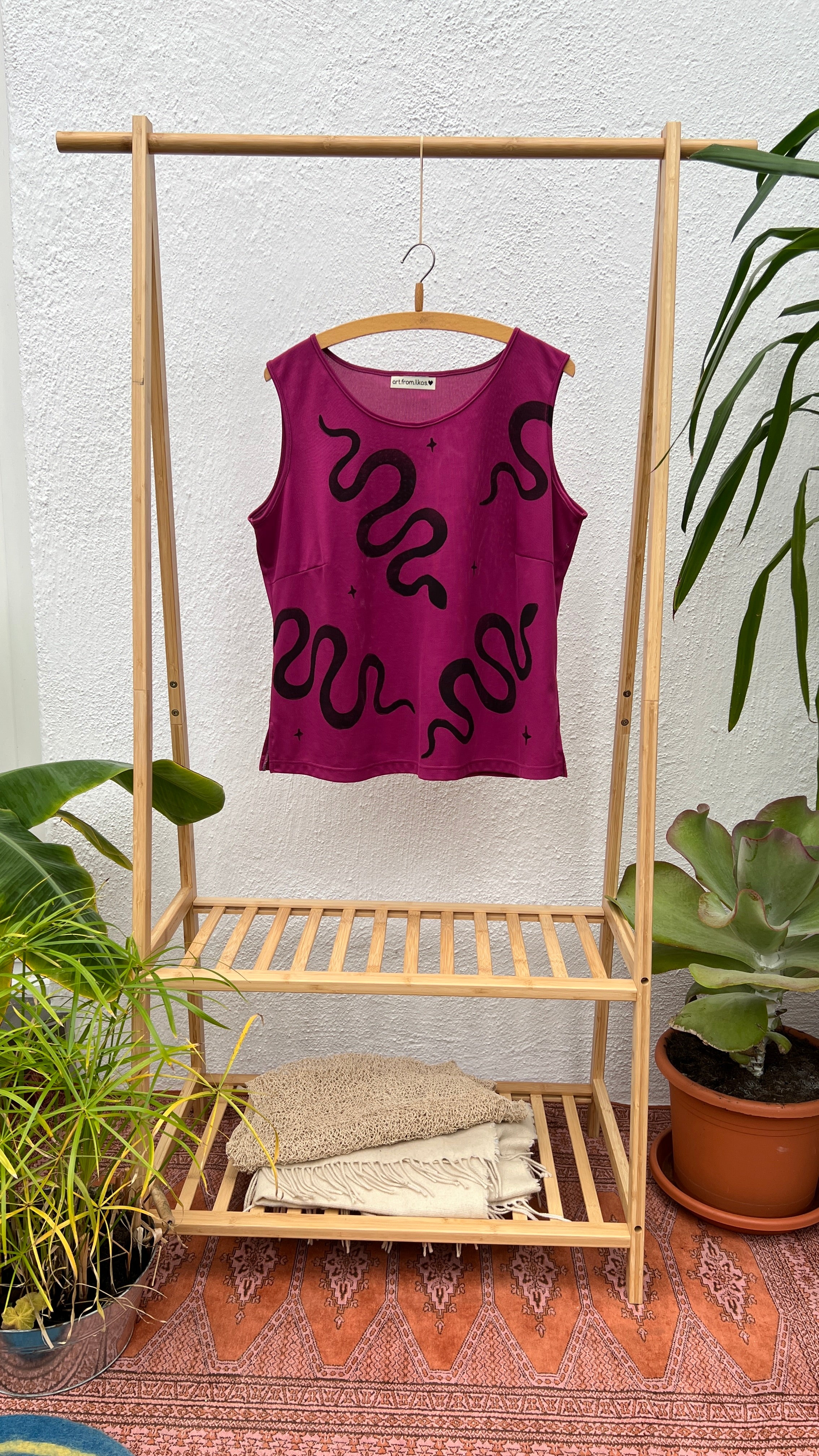 Snake Spirit Top Berry - art.from.ilkas.heart