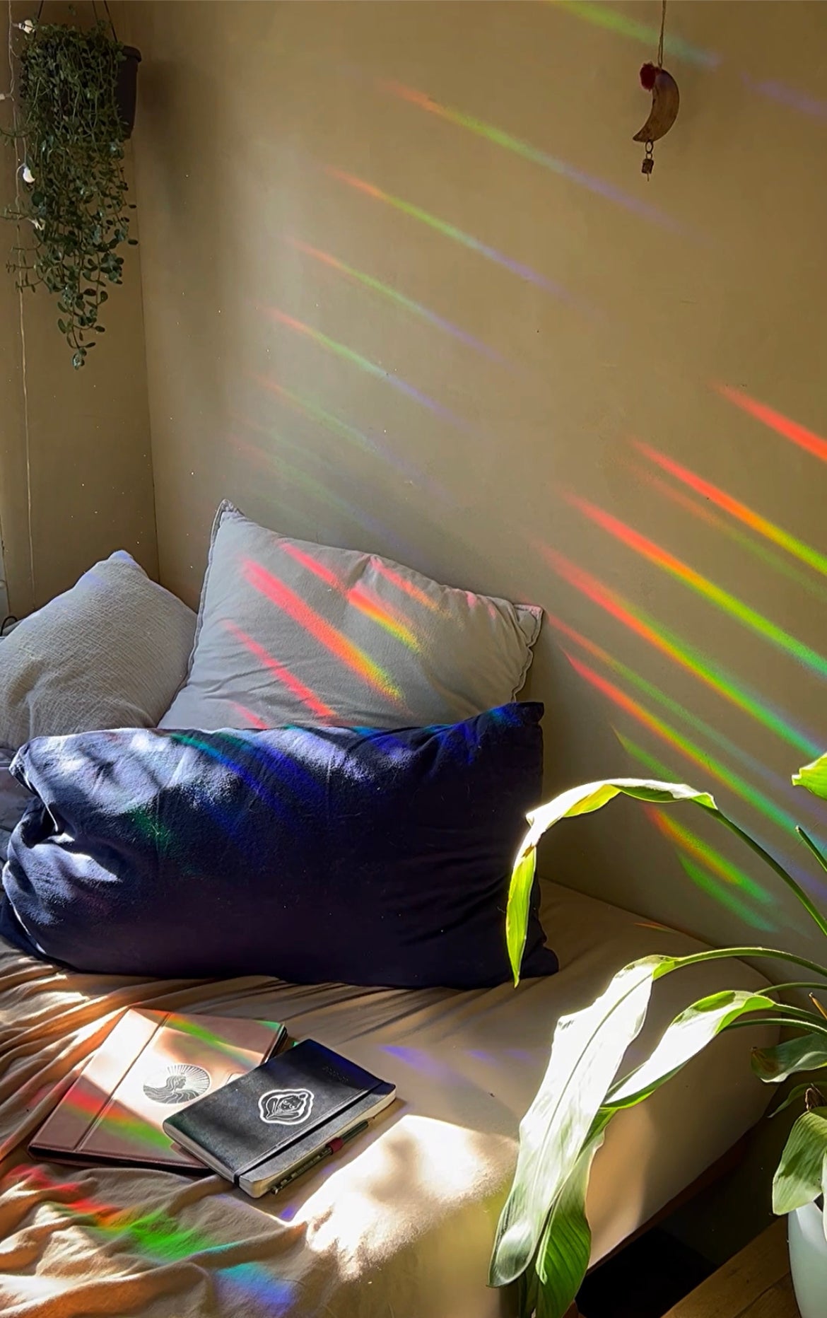 Unfolding Goddess Rainbowmaker - art.from.ilkas.heart