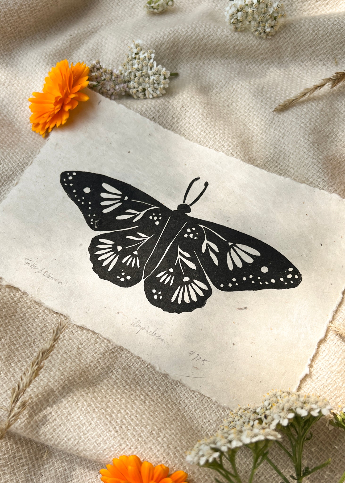 Falter & Blumen Linoldruck - art.from.ilkas.heart