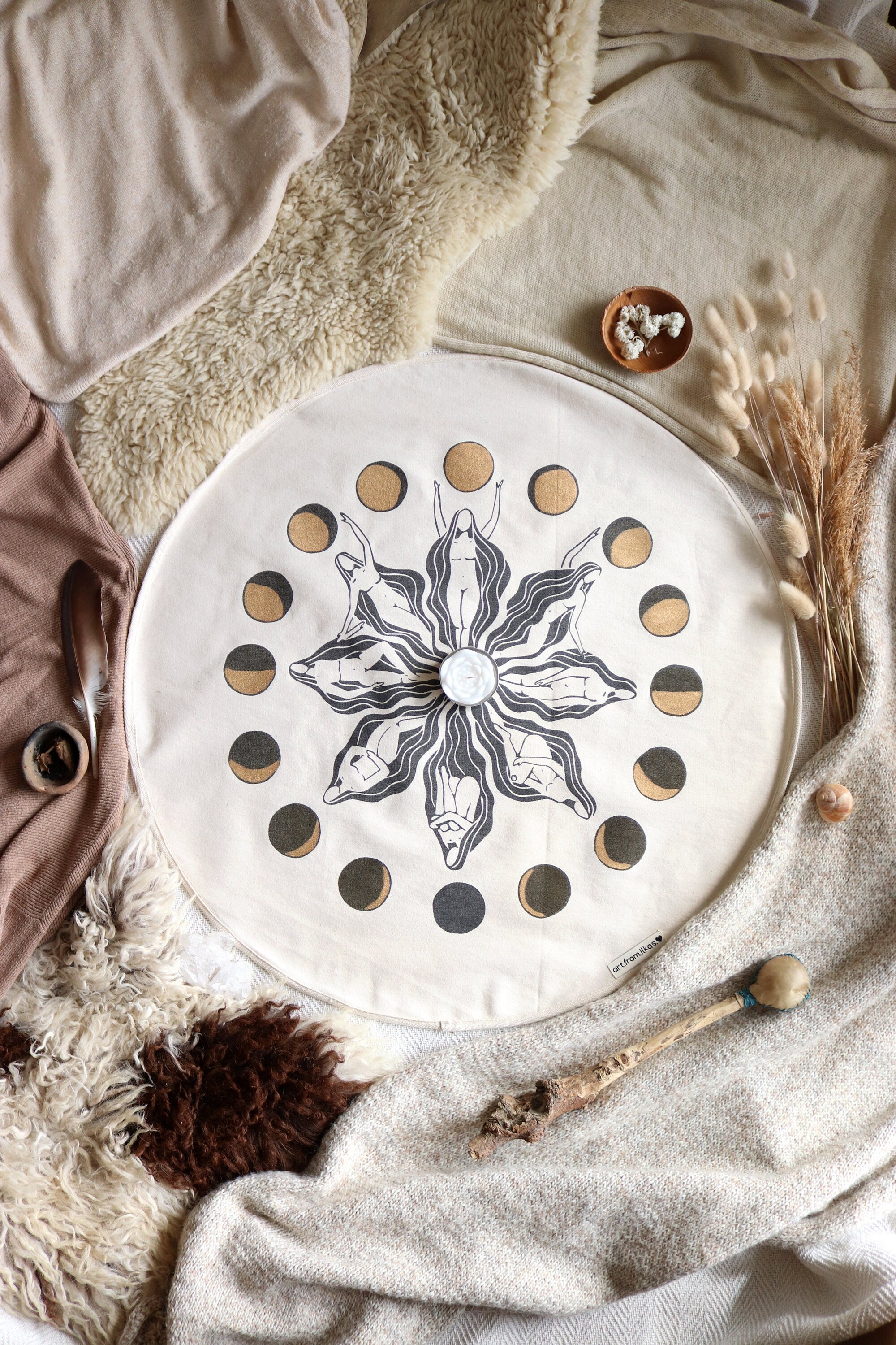 Mondblume Frauenkreismitte & Wandbehang - art.from.ilkas.heart  