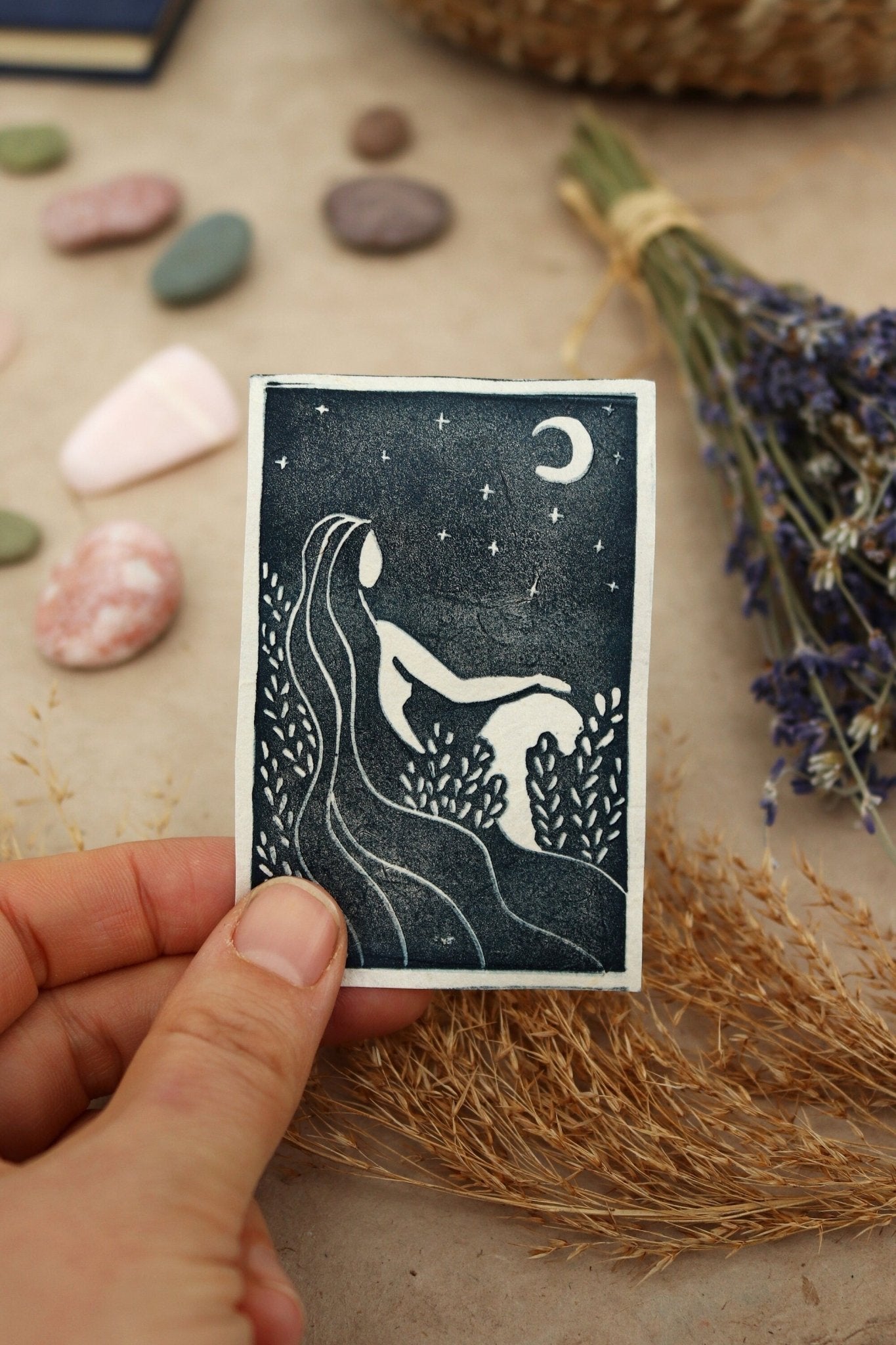 The moonshine goddess Mini Linoldruck - art.from.ilkas.heart