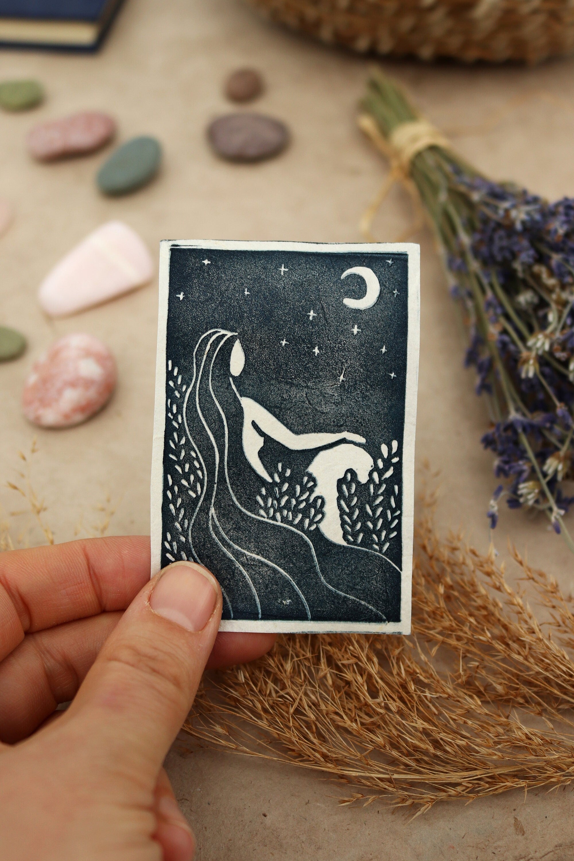 The moonshine goddess Mini Linoldruck - art.from.ilkas.heart  
