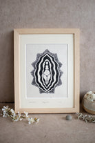 Vulva Goddess Linoldruck - art.from.ilkas.heart  